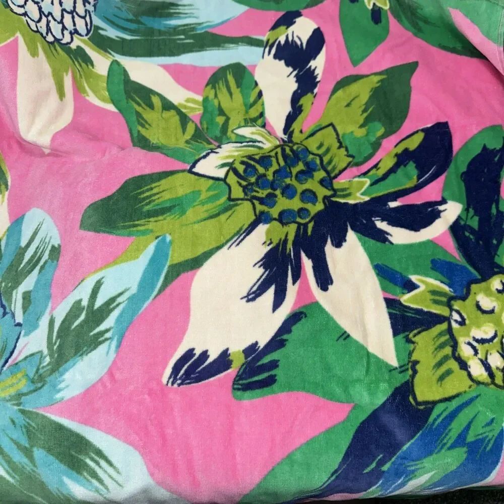 Vera Bradley Designer Floral Beach Towel Pink & Green 33”x 62” Tropical Paradise